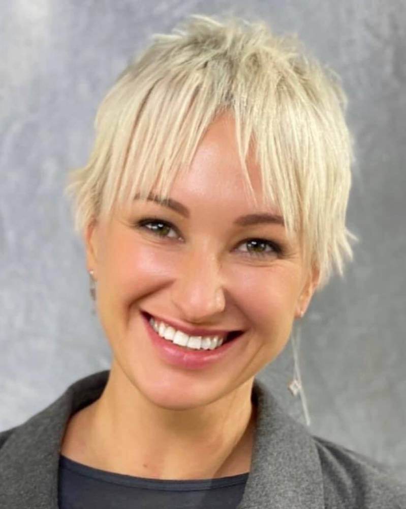 short pixie haircut for women